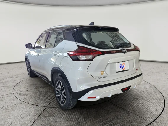 Nissan Kicks SL 2023 