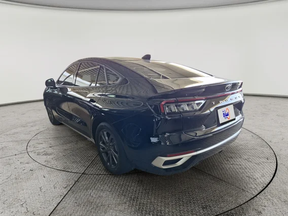 Ford Taurus Trend 2025 