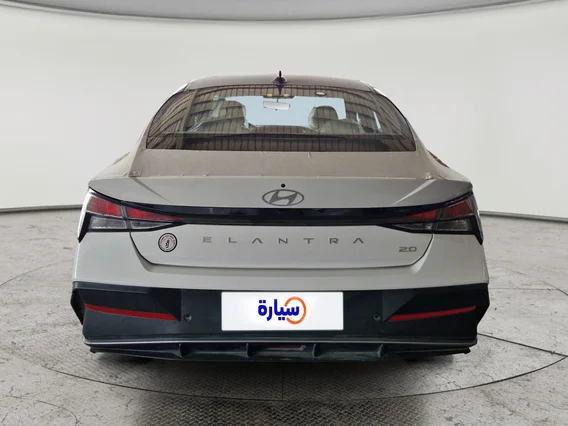 Hyundai Elantra Smart 2025 
