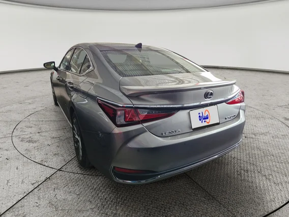 Lexus ES 250 BD Excellence Plus 2023 