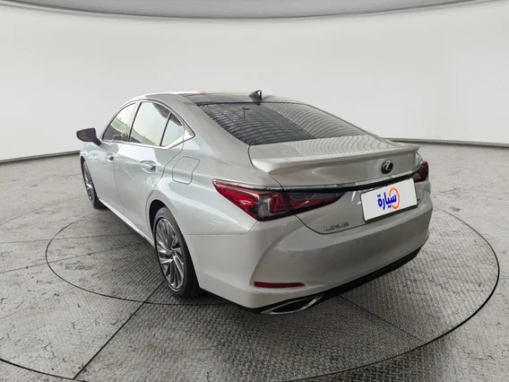 Lexus ES 350 DD Exclusive 2025 