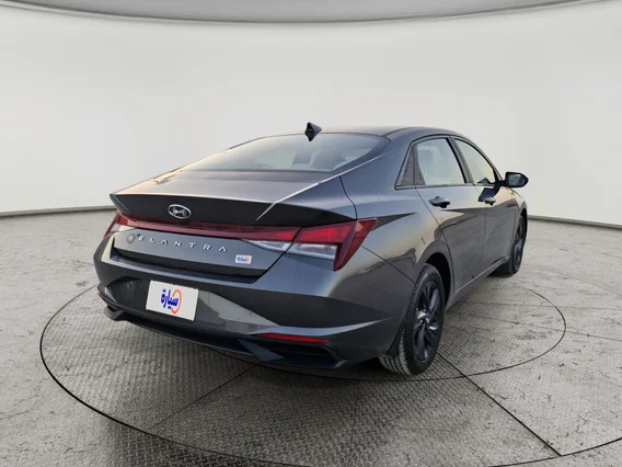 Hyundai Elantra Smart 2023 