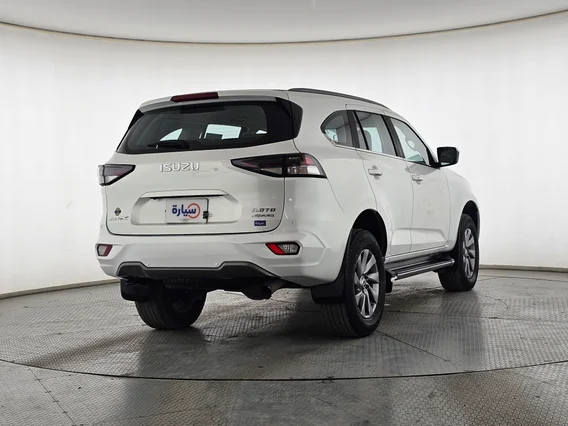Isuzu MU Full 2022 دبل