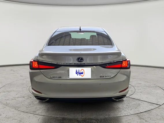 Lexus ES 350 DD Exclusive 2025 