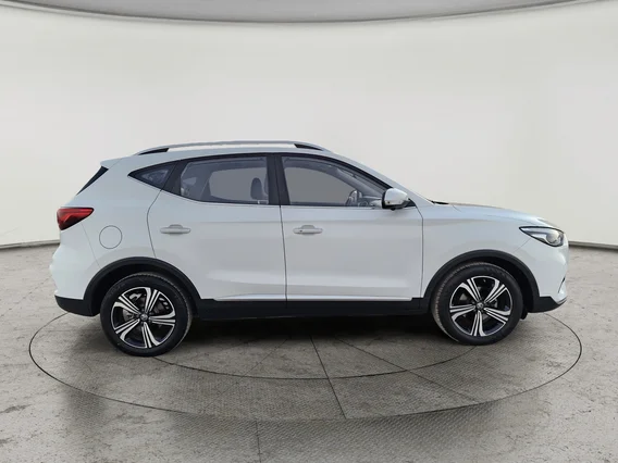 MG ZS LUX 2023 