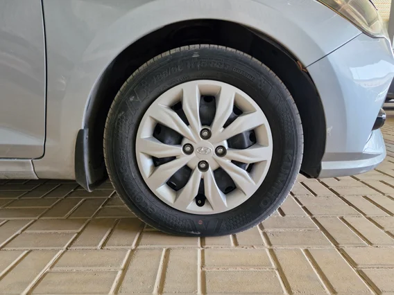 Hyundai Accent Smart 2023 