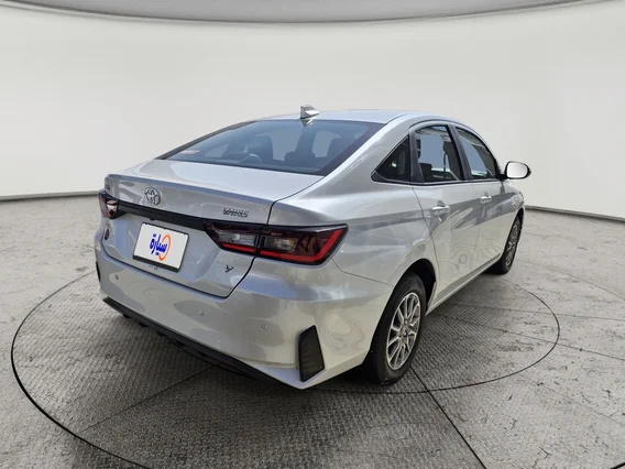 Toyota Yaris  Y 2024