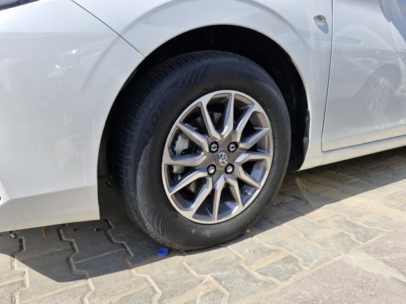 Toyota Yaris  Y 2024