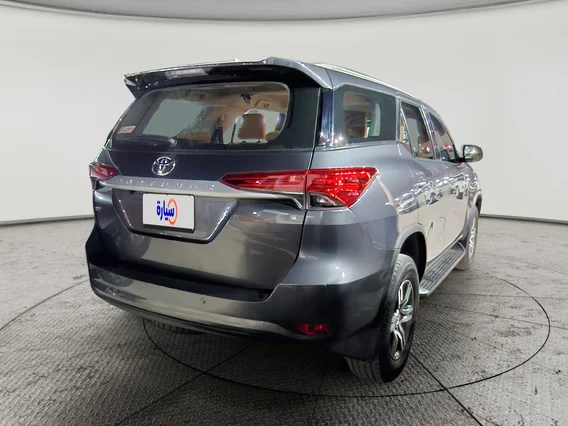 Toyota Fortuner GX 2021 دبل