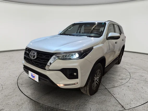 Toyota Fortuner VX 2023 دبل