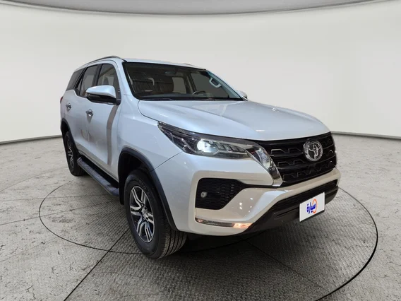 Toyota Fortuner VX 2023 دبل