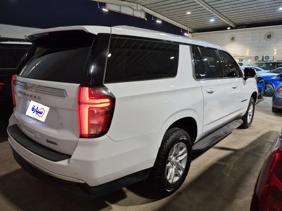 Chevrolet Suburban LS 2021 