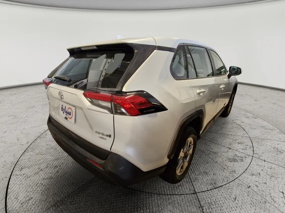 Toyota RAV4 LE 2023 