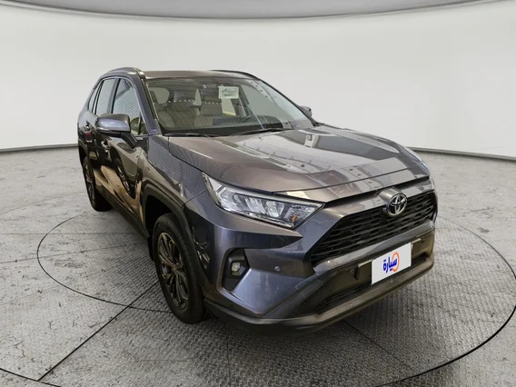 Toyota RAV4 XLE 2024