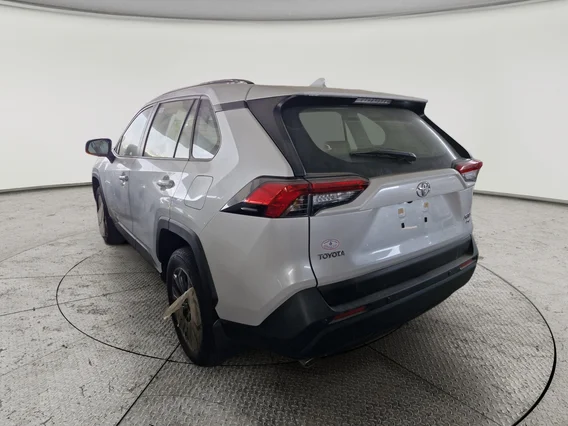 Toyota RAV4 XLE 2025 