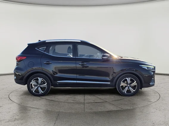 MG ZS LUX 2023 