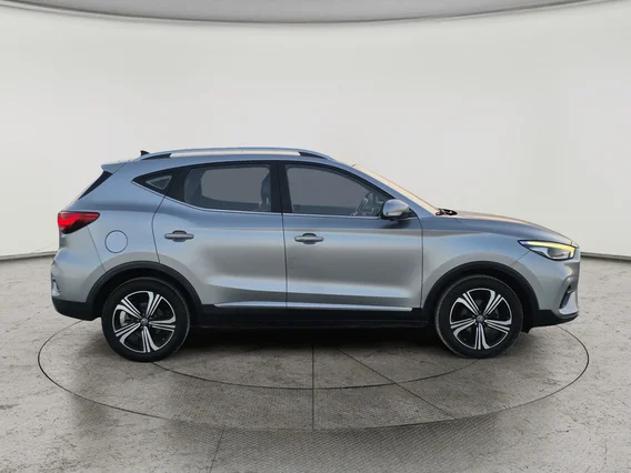 MG ZS LUX 2022 