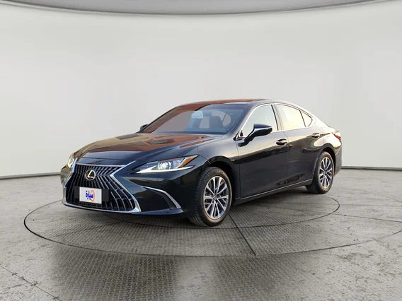 Lexus ES 300 H 2025