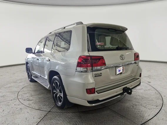 Toyota Land Cruiser GXR Grand Touring 2021 