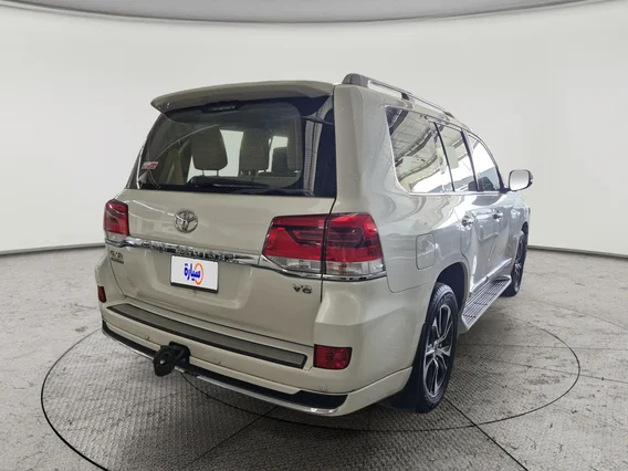 تويوتا لاندكروزر GXR Grand Touring 2021 