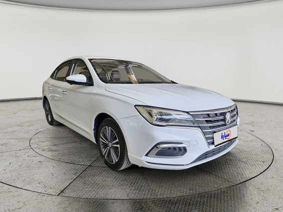 ام جي 5 LUX 2023 