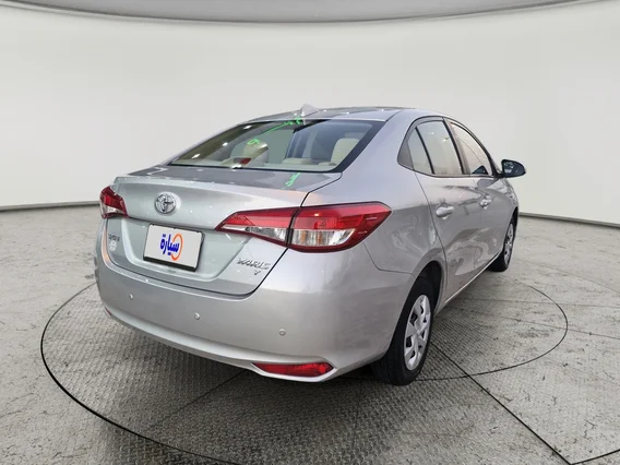 Toyota Yaris  Y 2022 