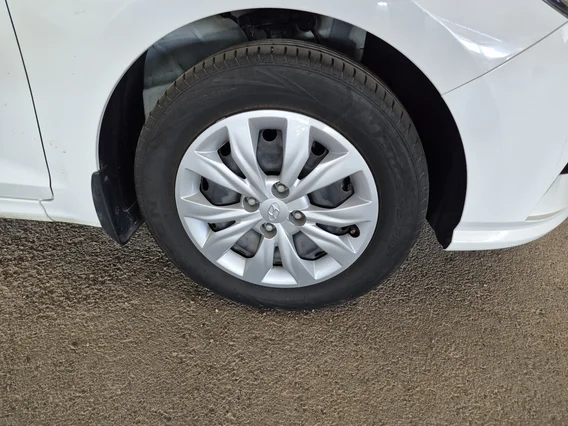 Hyundai Accent Smart 2023 