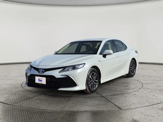 Toyota Camry  LE HEV 2024