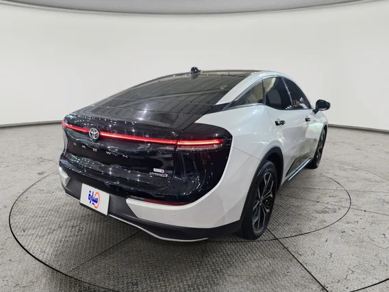 Toyota Crown Premium 2023