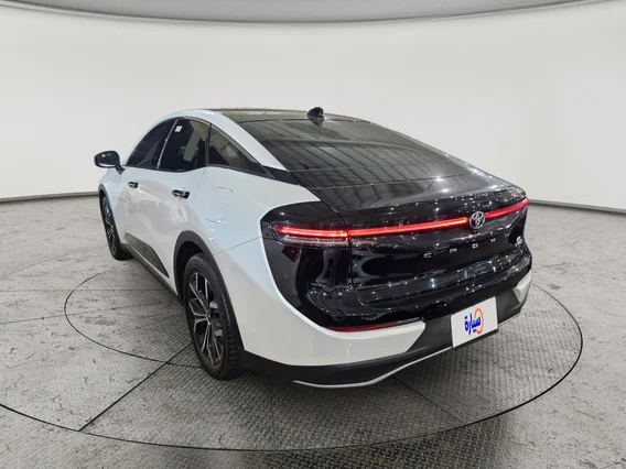 تويوتا كراون Premium 2023