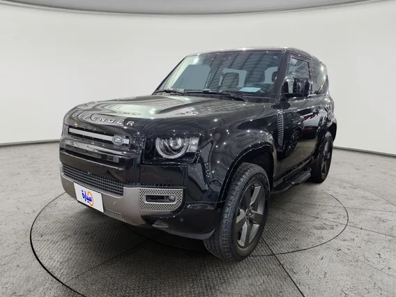 لاند روفر ديفندر P300 S 2025