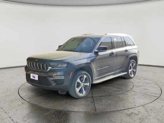 Jeep Grand Cherokee ليمتد 2023 دبل