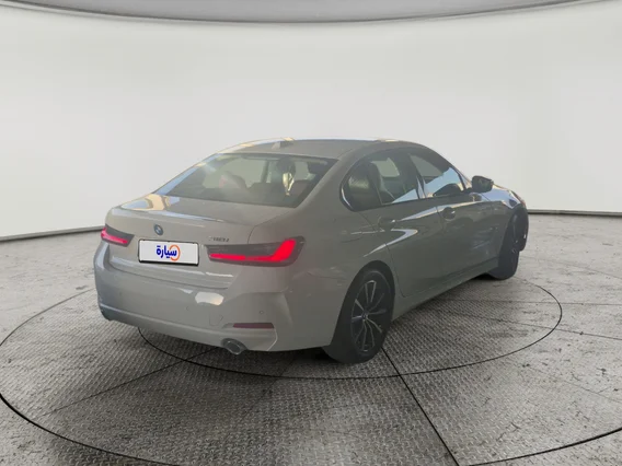 BMW 3 Series 318i 2025