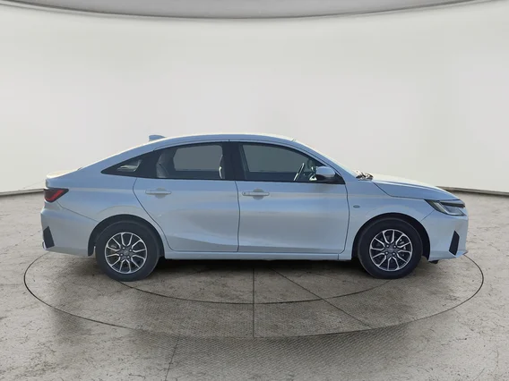 Toyota Yaris  Y 2024