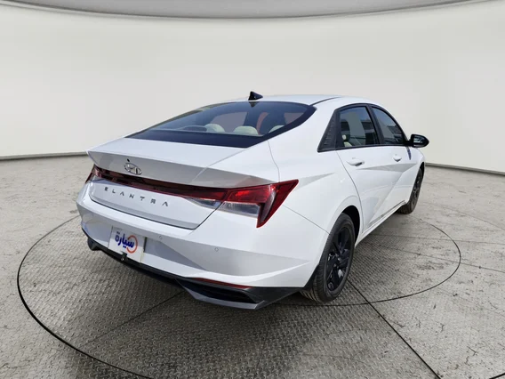 Hyundai Elantra Smart 2023