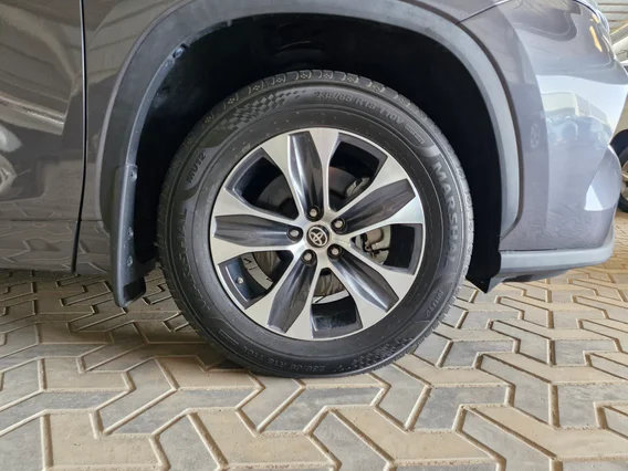 تويوتا هايلاندر GLE 2023