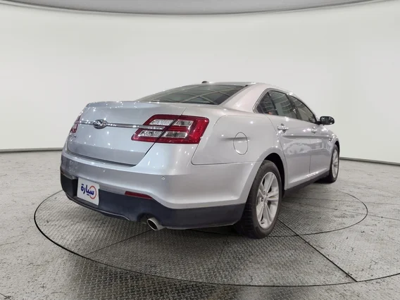 فورد تورس SE 2018