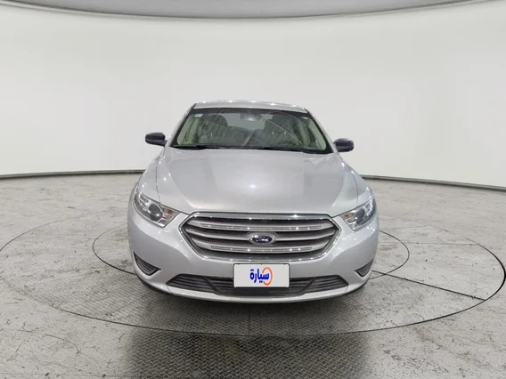 Ford Taurus SE 2018