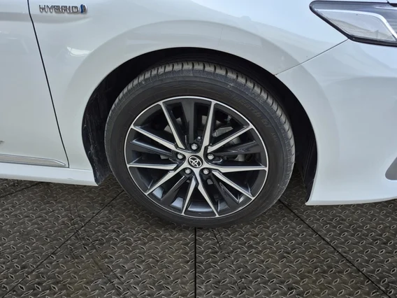 تويوتا كامري GLE HEV  2021 