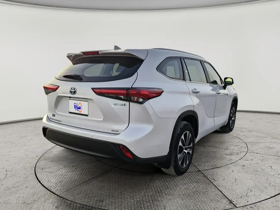 Toyota Highlander GLE 2023