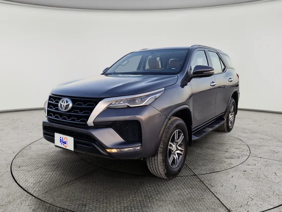 Toyota Fortuner GX 2021 دبل