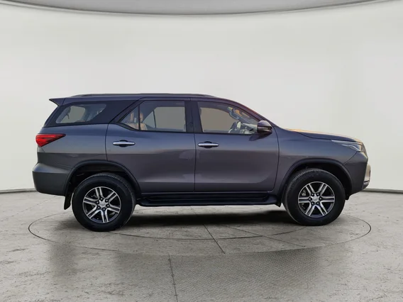 Toyota Fortuner GX 2021 دبل