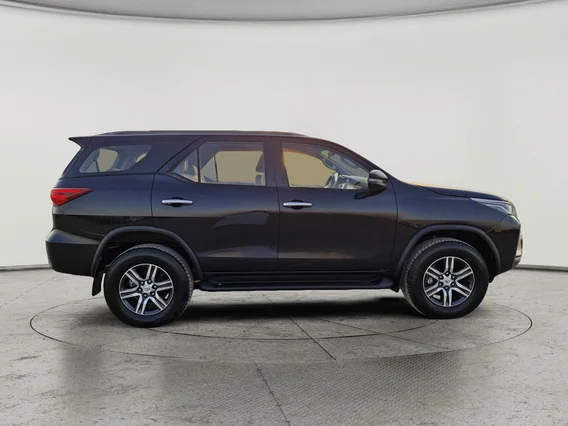 Toyota Fortuner GX 2021 دبل