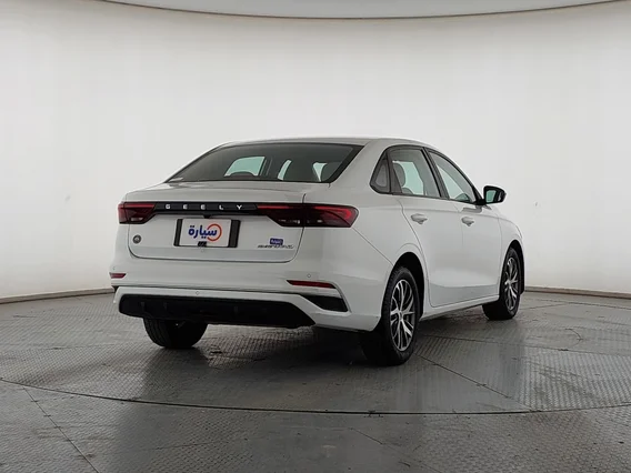 Geely Emgrand GS 2024