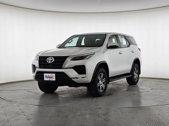 Toyota Fortuner GX 2024