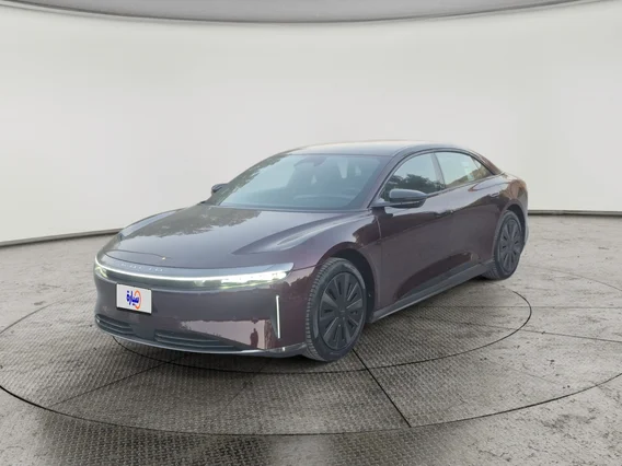 لوسيد اير  بيور  2025 