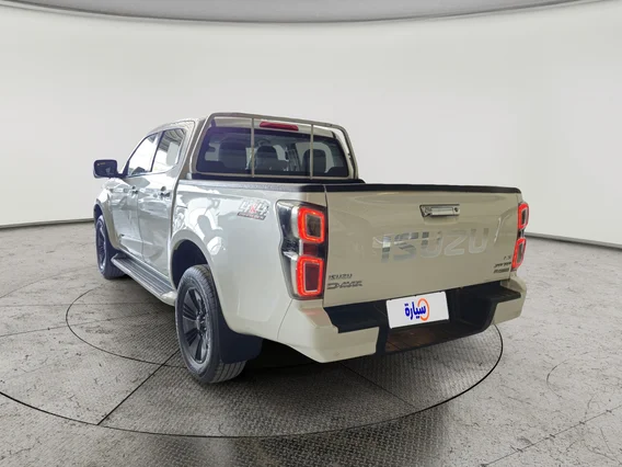 ايسوزو دي ماكس LS 2023 دبل