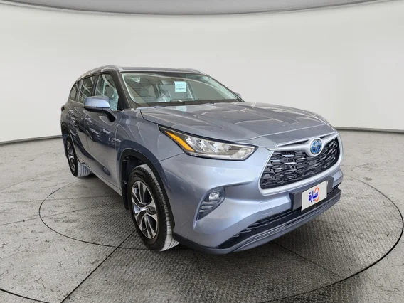 Toyota Highlander GLE 2023 