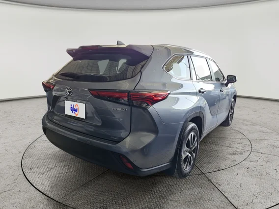 Toyota Highlander GLE 2023 