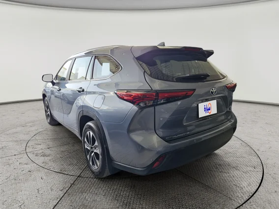 Toyota Highlander GLE 2023 